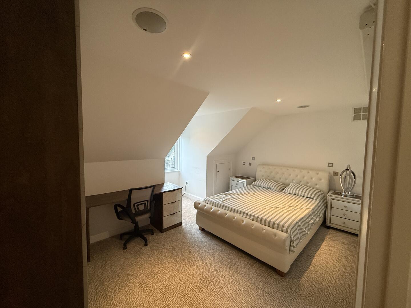 Fairfield Approach, Staines-Upon-Thames